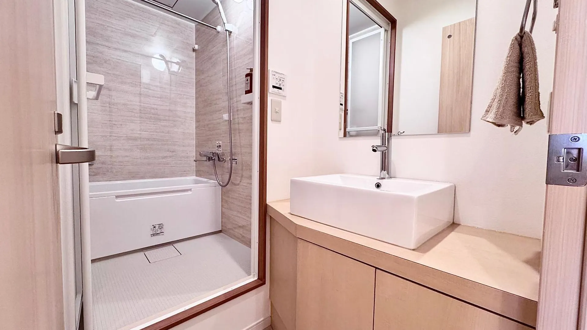 טוקיו Point Iriya Aparthotel 0*,