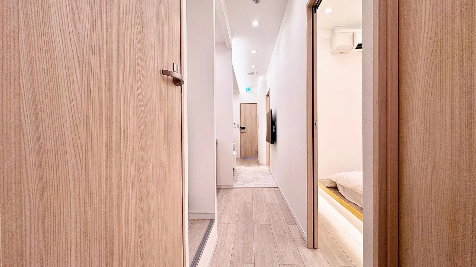 Point Iriya Aparthotel 東京都